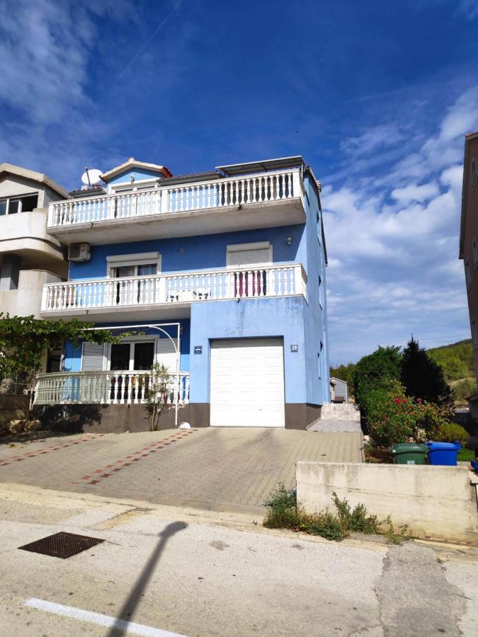 Апартаменты Blue House Шибеник Экстерьер фото